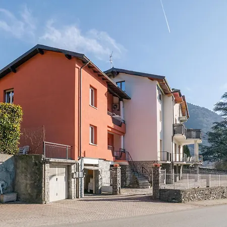 Casa Lauretta - Happy Castiglione dʼIntelvi